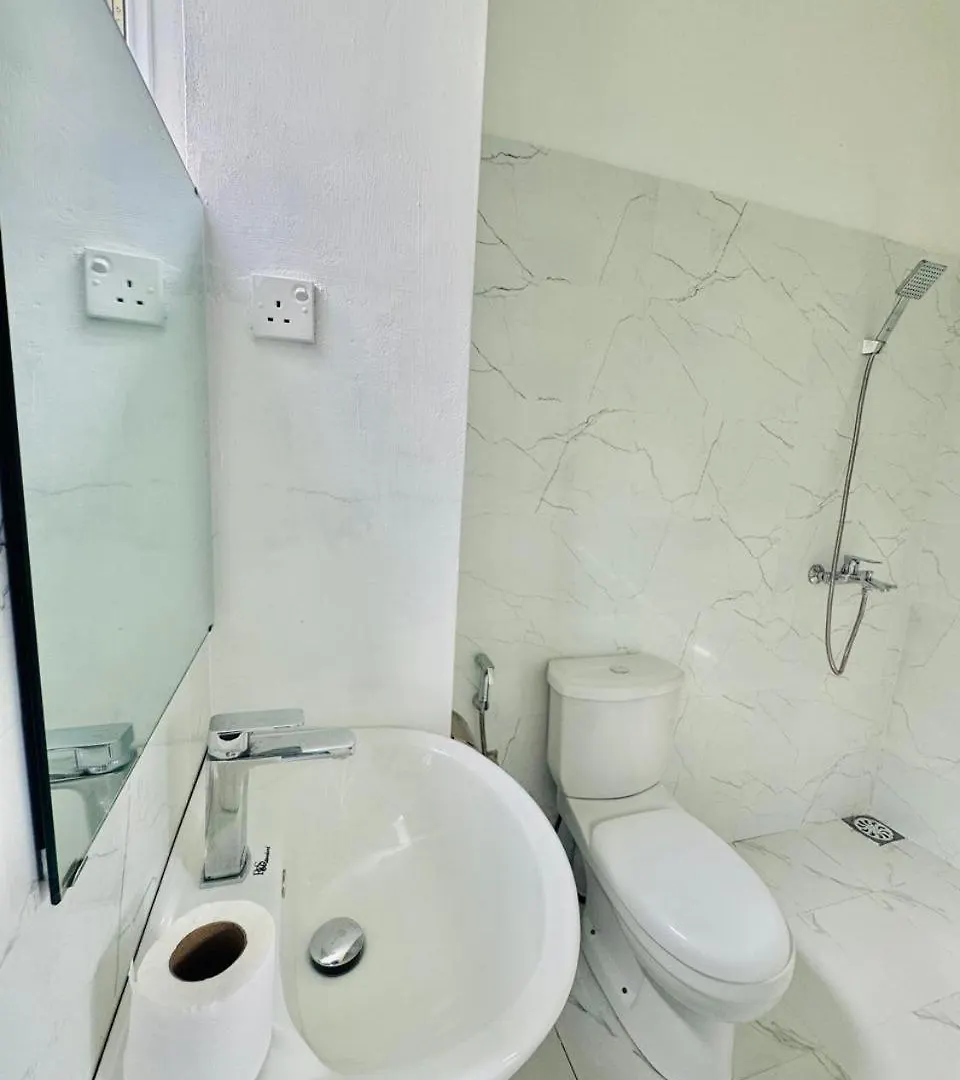 Sea Breeze Guest House Negombo