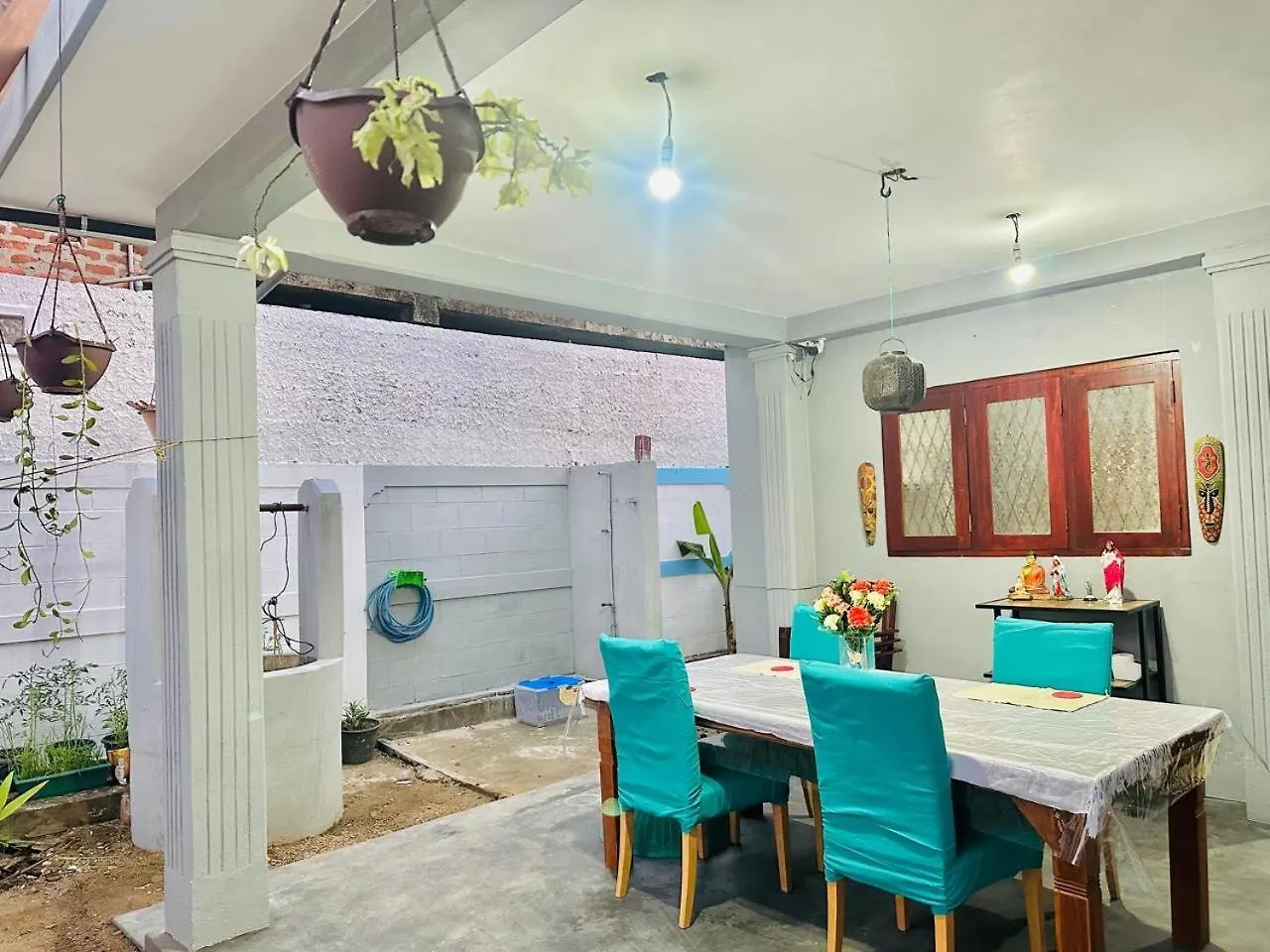 Sea Breeze Guest House Negombo Sri Lanka