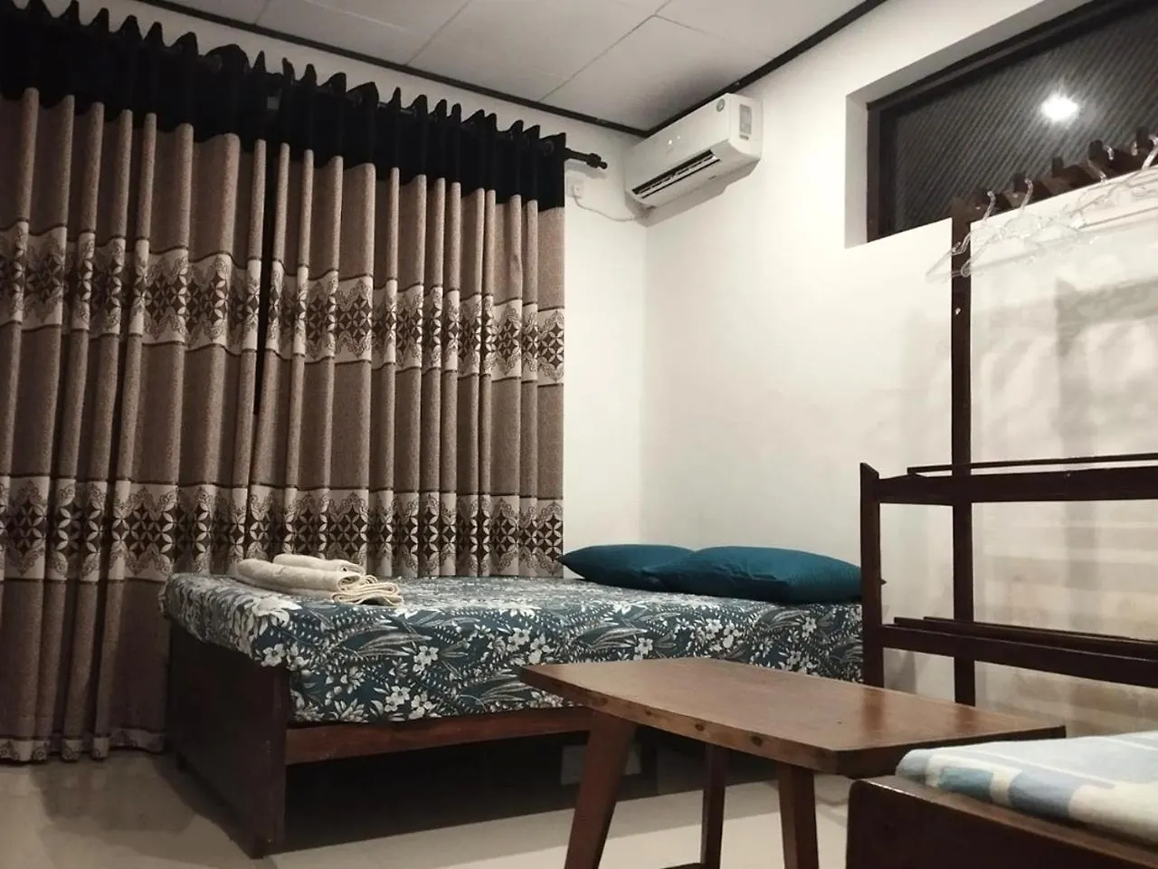 Sea Breeze Guest House Negombo