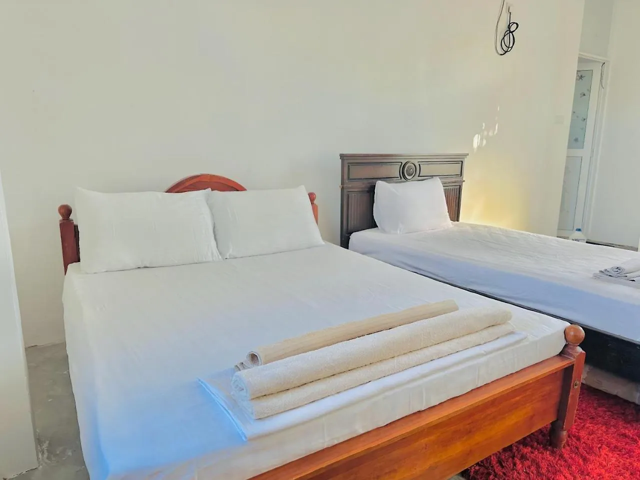 Sea Breeze Guest House Negombo