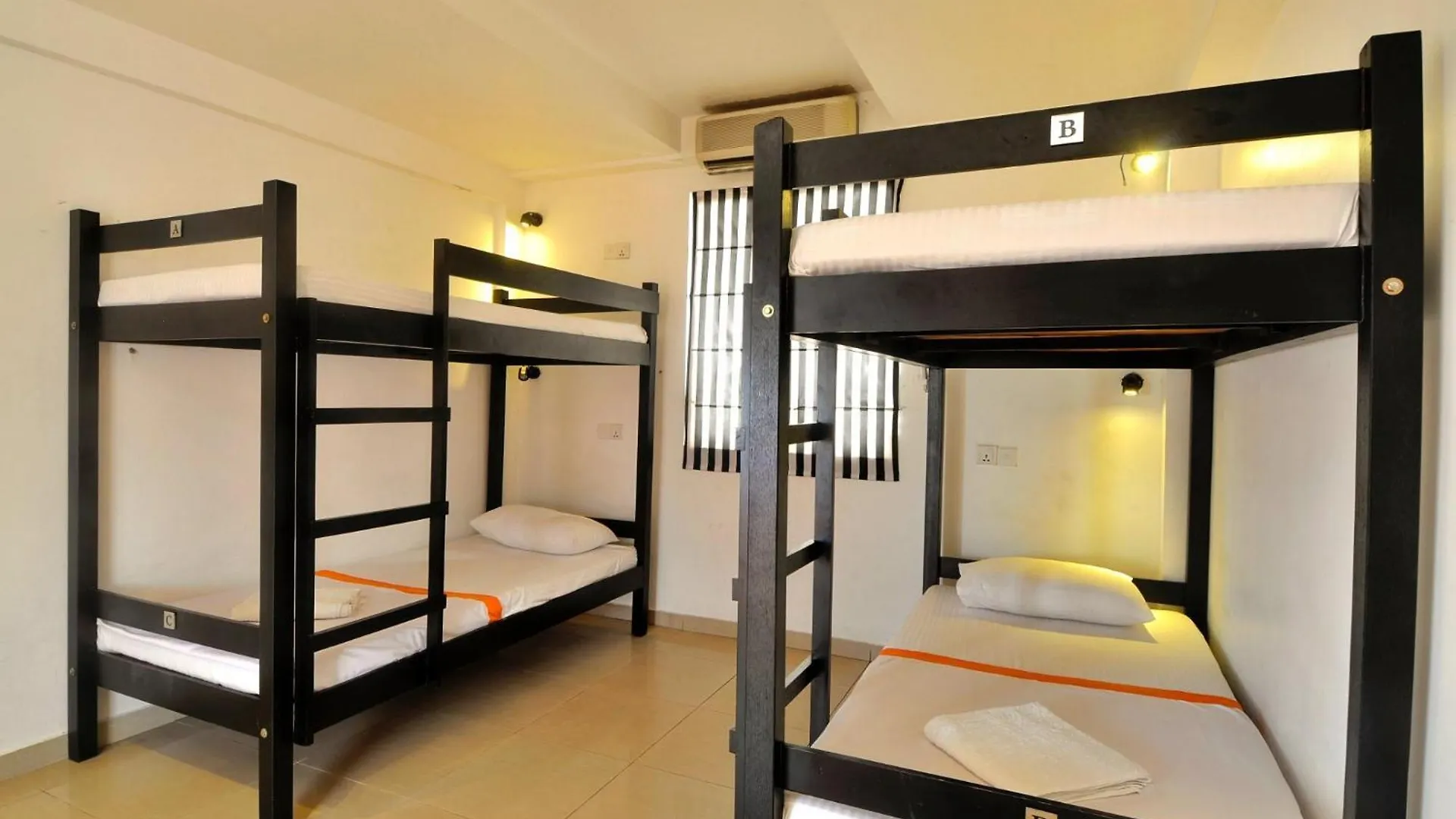 Sea Breeze Guest House Negombo