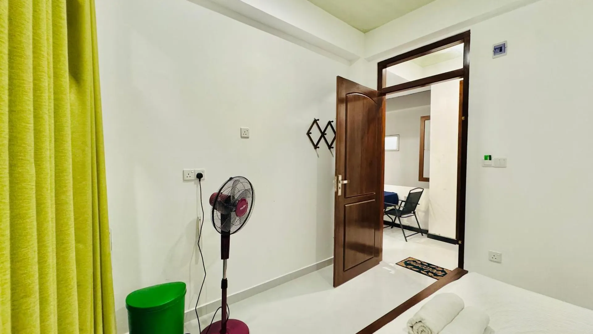 Sea Breeze Guest House Negombo 0*,