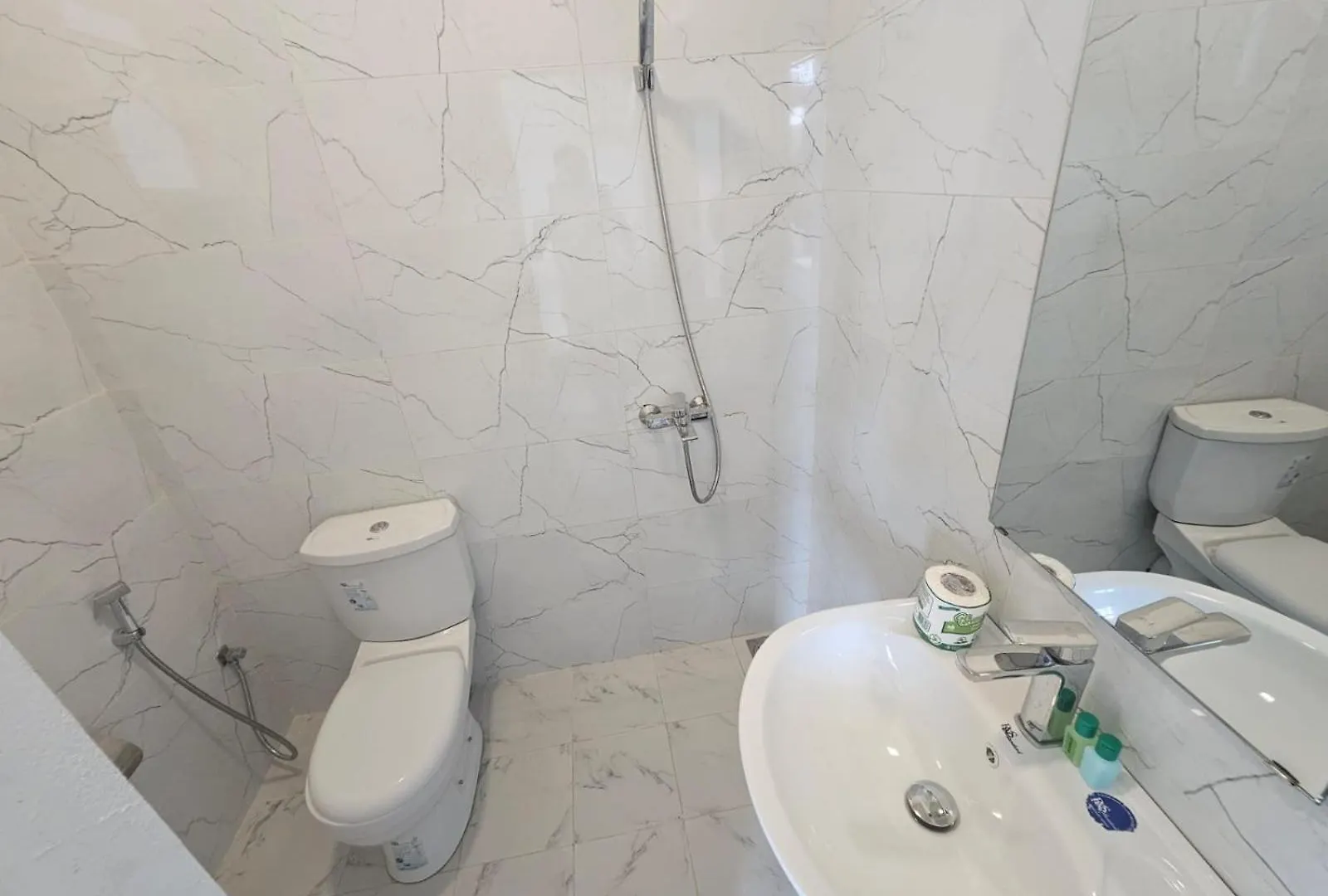 Sea Breeze Guest House Negombo