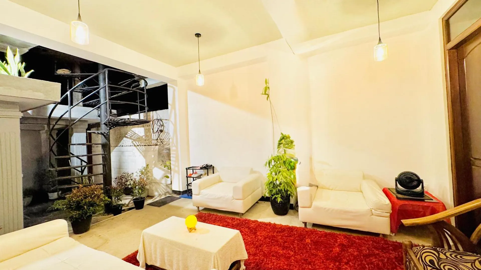 Sea Breeze Guest House Negombo
